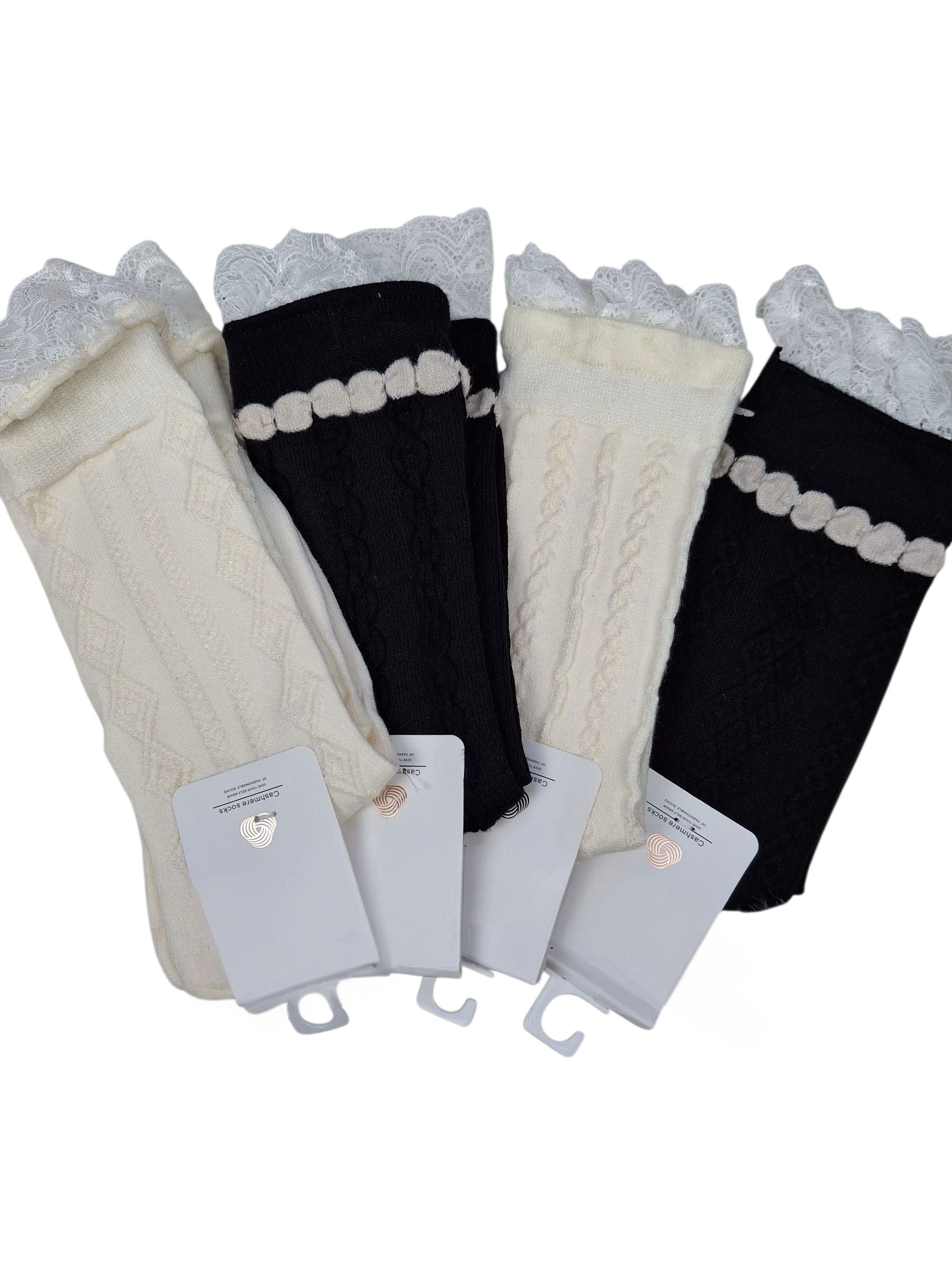 Zestaw 4-pak damskich skarpetek z koronkową falbanką – 95% kaszmir– miękkie, ciepłe i eleganckie