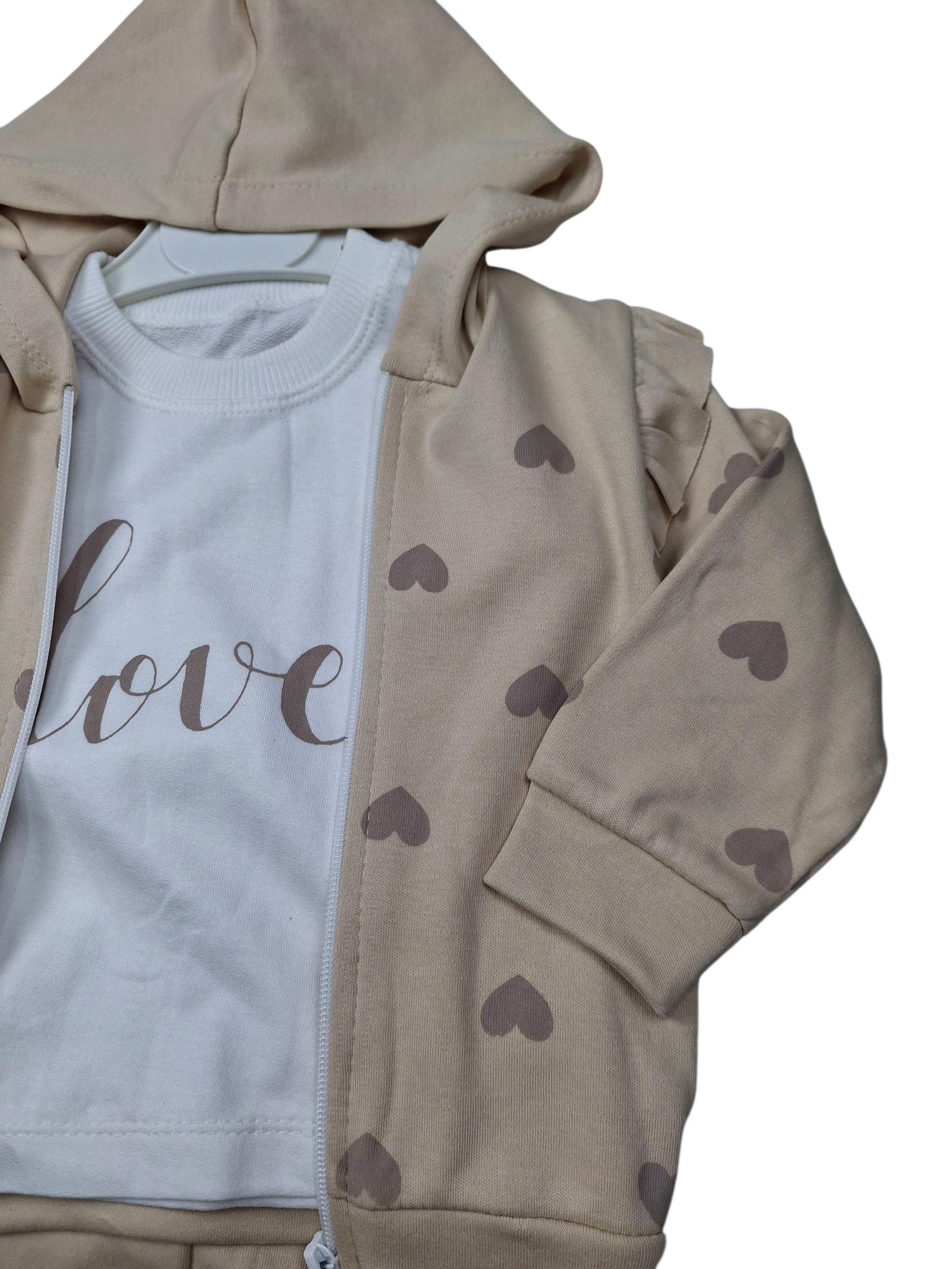 Beżowy dres dziewczęcy z kapturem + bluzka w serduszka, 100% bawełna - obrazek 2