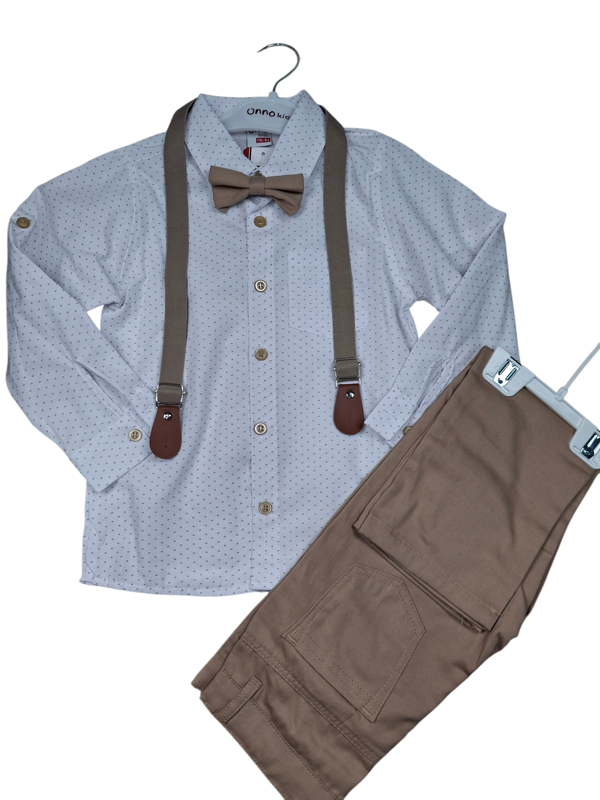 Beżowy elegancki zestaw dla chłopca 4-częściowy – koszula spodnie mucha szelki