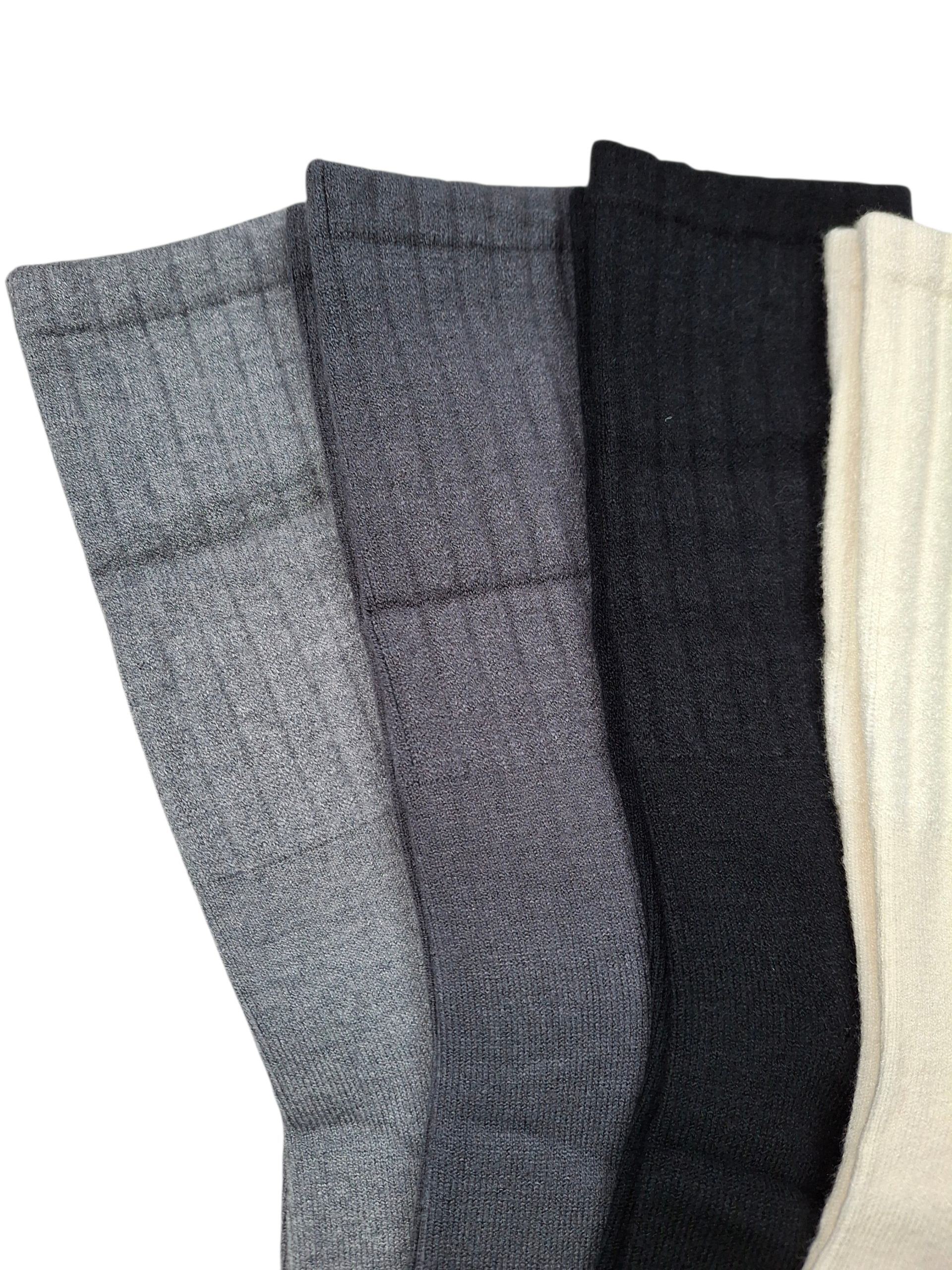 Zestaw 4 par męskich skarpet kaszmirowych zimowych – ciepłe, długie - obrazek 2